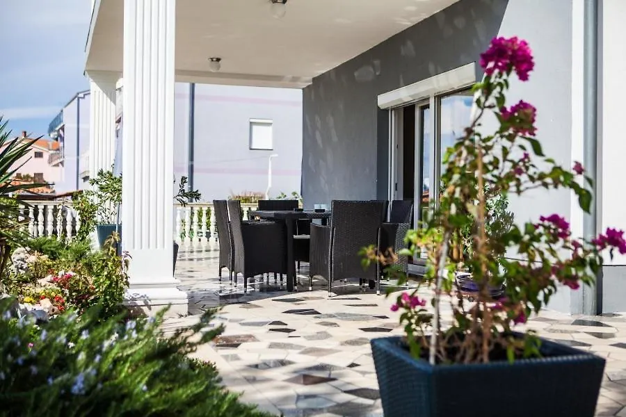 Apartment In Crikvenica With Sea View, Balcony, Air Conditioning, Wifi 3492-4